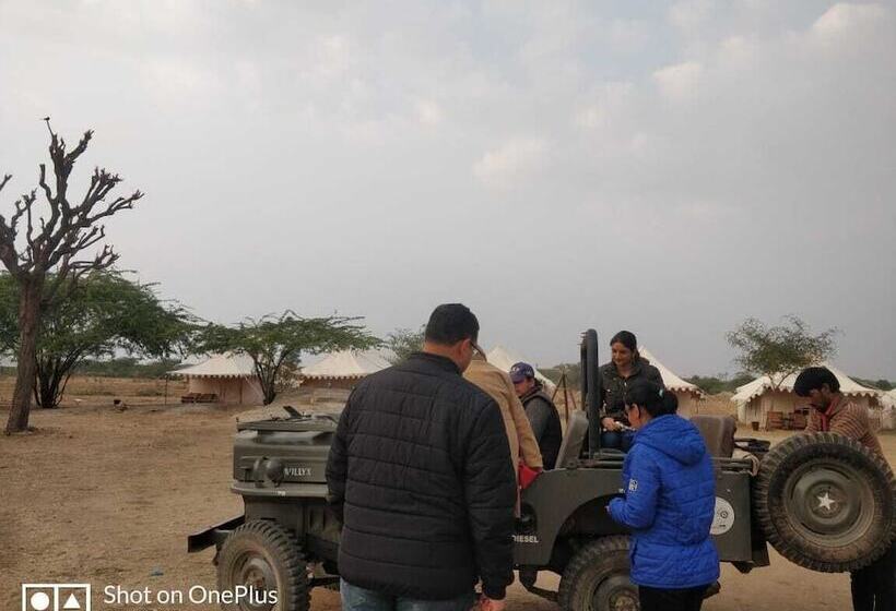 فندق Jawai Jungle Safari Camp