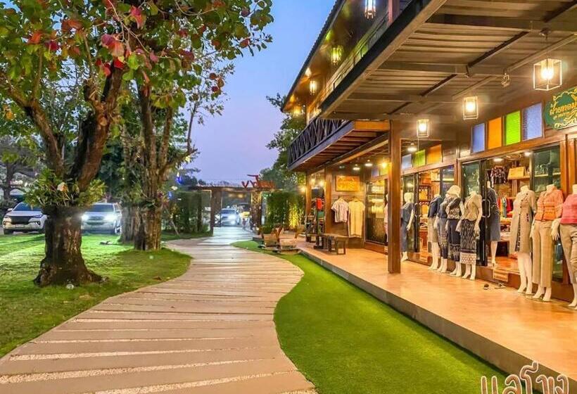 בית מלון כפרי Laekhong River Resort