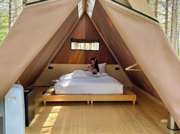 בית מלון כפרי Longosphere Glamping