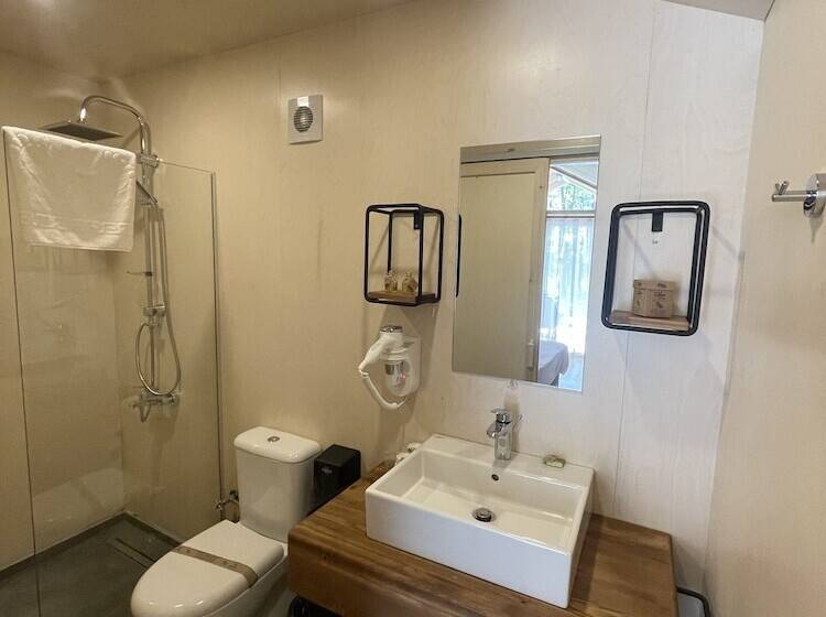 בית מלון כפרי Longosphere Glamping