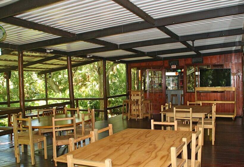 בית מלון כפרי Mtunzini Forest Lodge Self Catering Resort