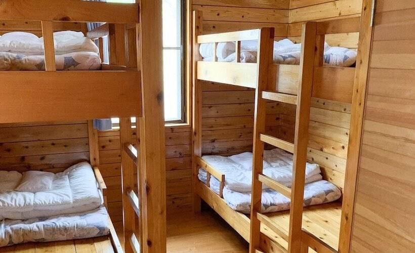 בית מלון כפרי Ojibaru Park