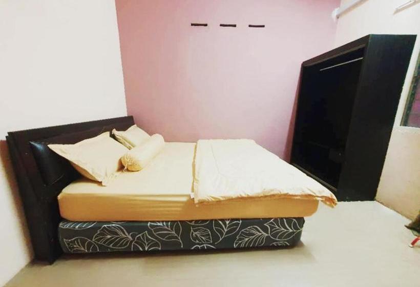 酒店 Oyo 90291 Homestay De Majidee