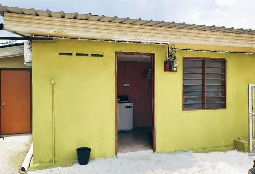 酒店 Oyo 90291 Homestay De Majidee