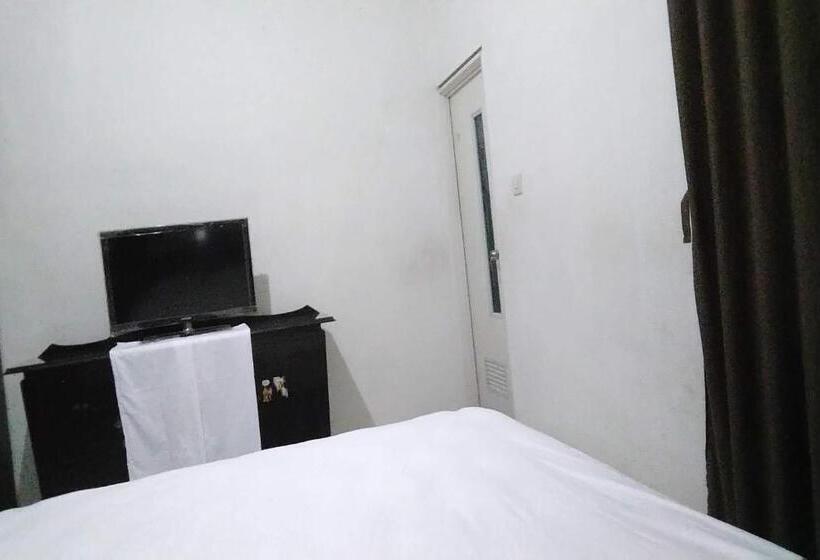 هتل Oyo 90614 Spring Homestay