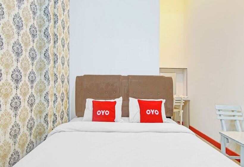 호텔 Oyo 90615 Jojo Homestay