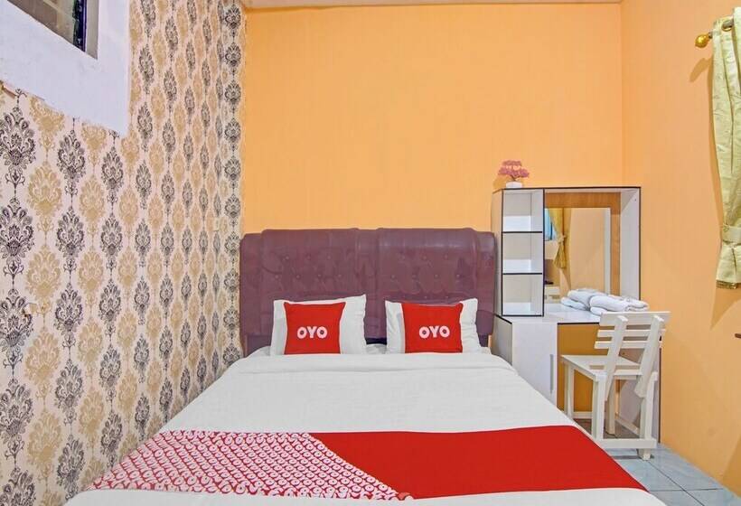 호텔 Oyo 90615 Jojo Homestay