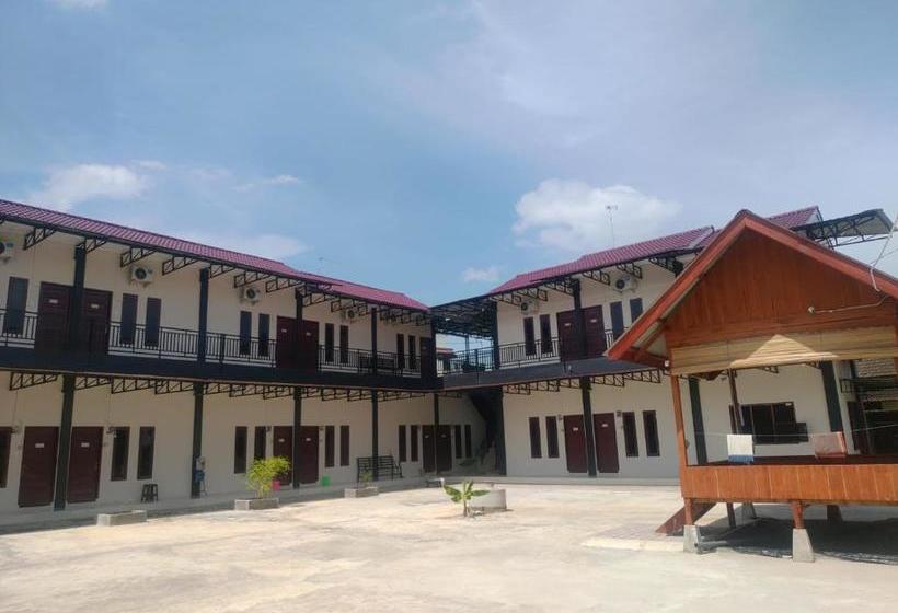 בית מלון כפרי Oyo 90618 Hanania House