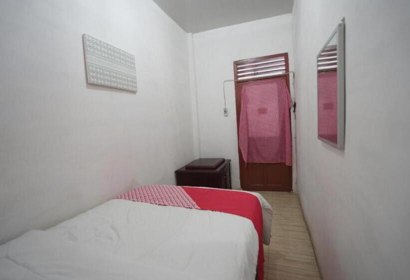 Отель Oyo 90645 Karisma Residence