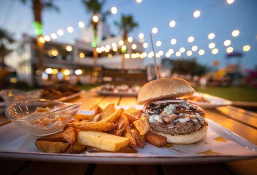 בית מלון כפרי Palmonte Suites