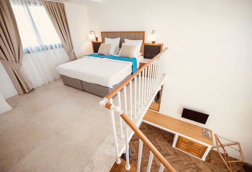 בית מלון כפרי Palmonte Suites