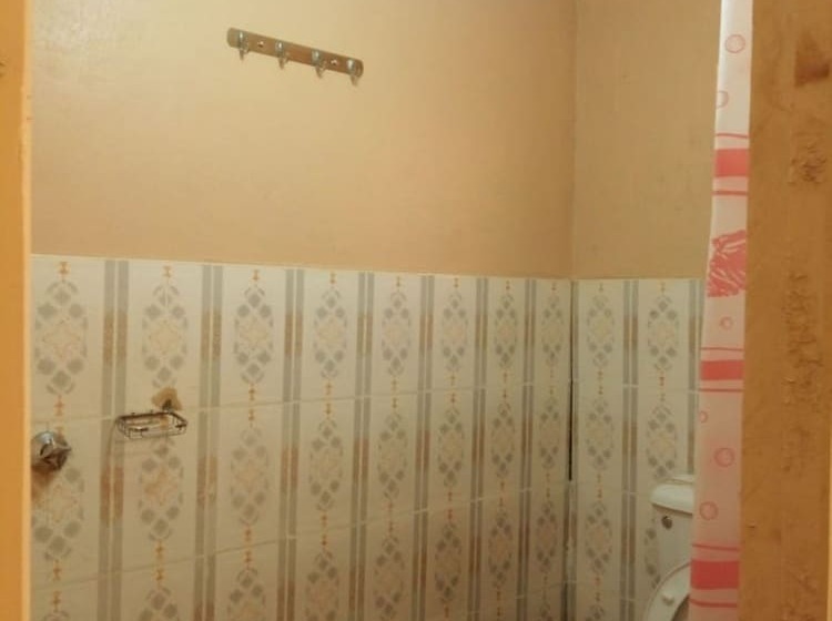 בית מלון כפרי Rene Bistro