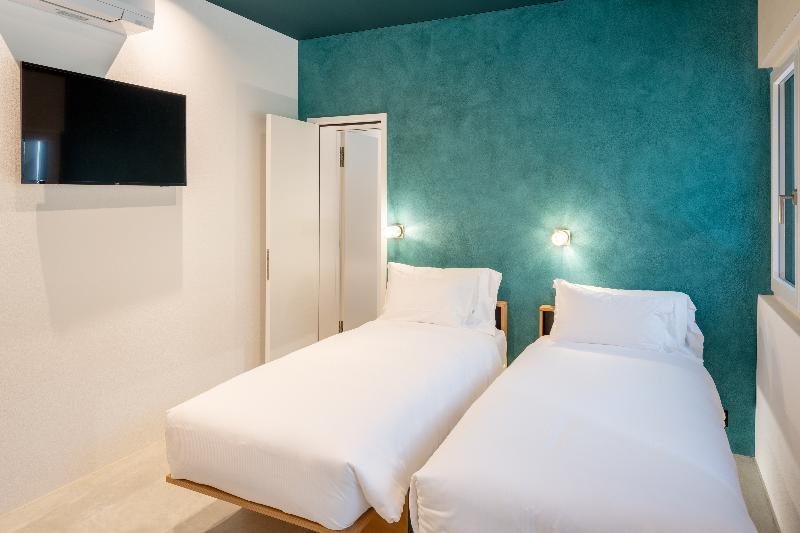 בית מלון כפרי Riva Rooms & Studios   Check In 24hr