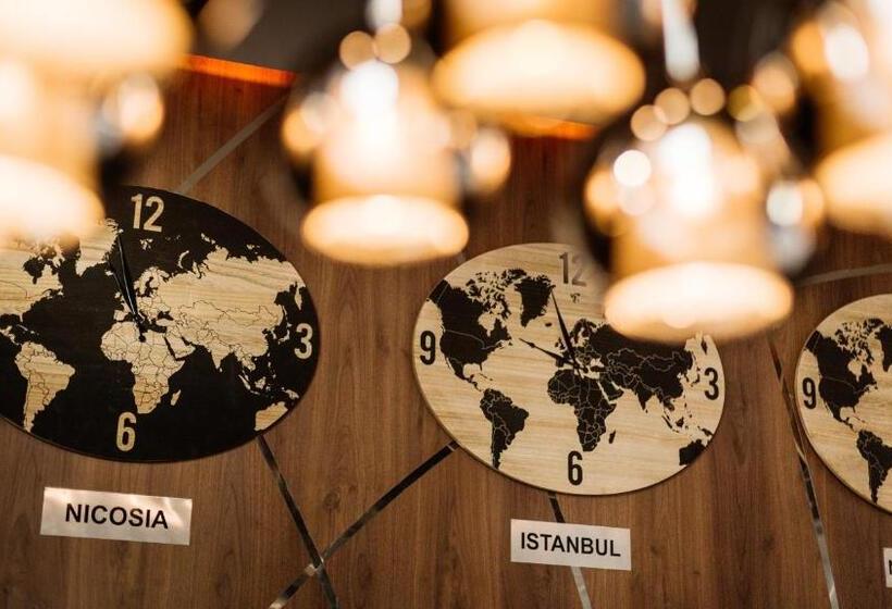 בית מלון כפרי Royal Palace North Cyprus