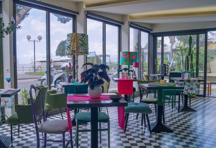 هتل Seven Boutique