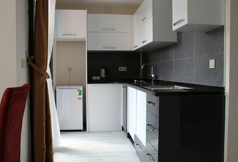 فندق Teker Suite