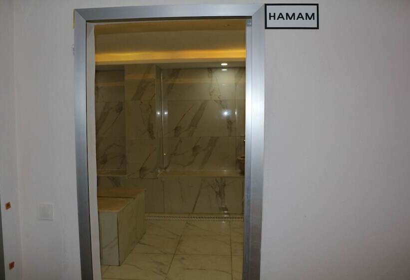 فندق Teker Suite