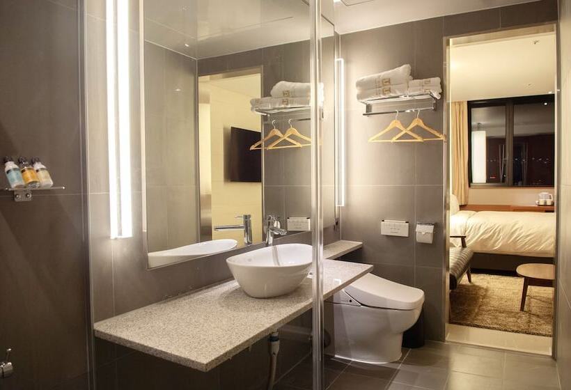 Top Cloud Hotel Cheonan