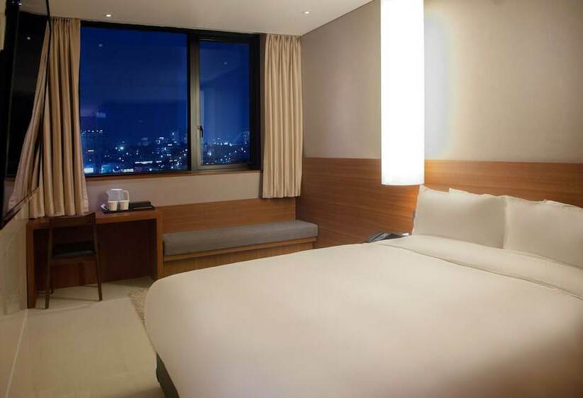 Top Cloud Hotel Cheonan