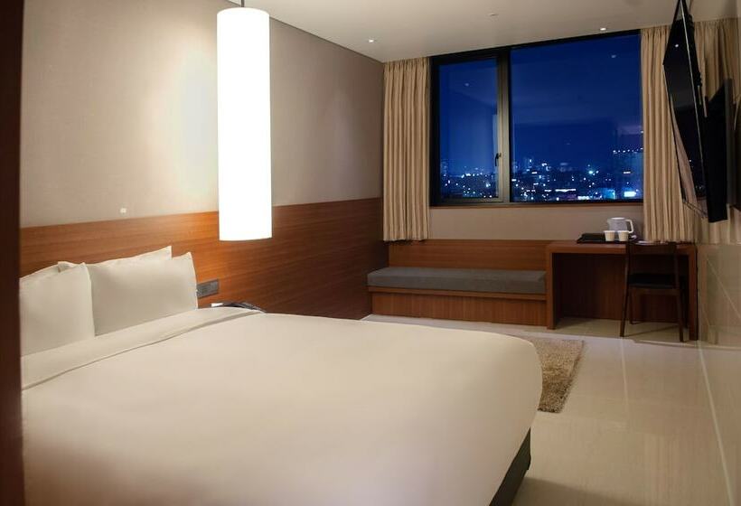 Top Cloud Hotel Cheonan