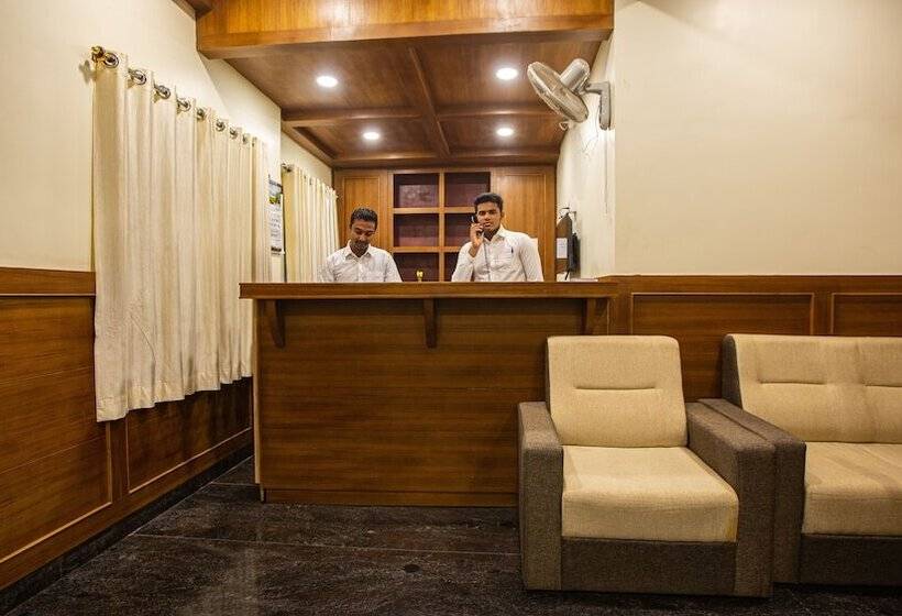 호텔 Woodside Residency Thekkady