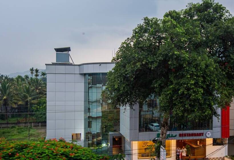 호텔 Woodside Residency Thekkady