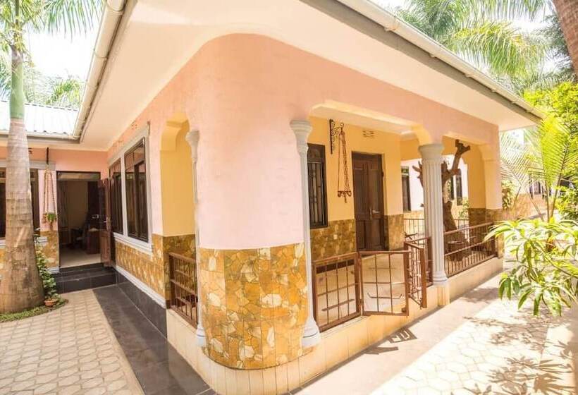 Kilimanjaro Peak Hostel