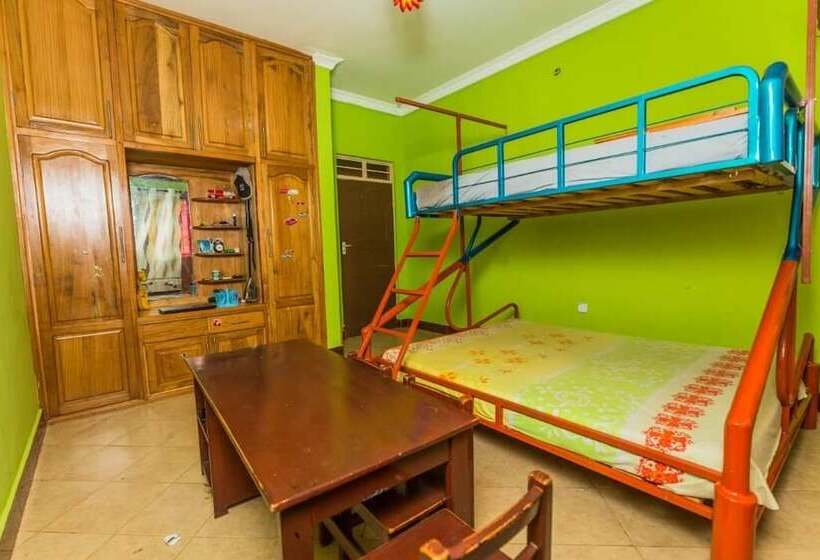 Kilimanjaro Peak Hostel