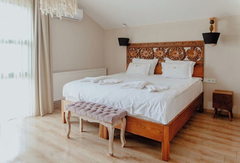 Myhouse Urla Butik Otel