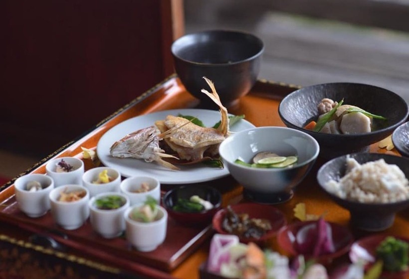 Nipponia Hotel Ozu Castle Town