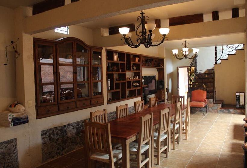 ペンション Casa Kantunil