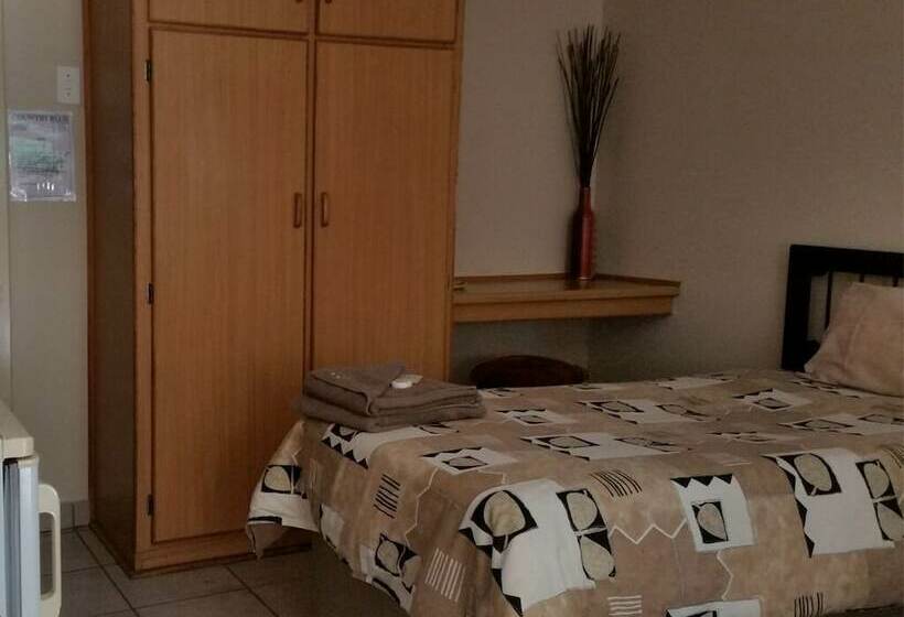 بنسيون Country Blue Luxury Guest House