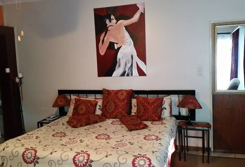 بنسيون Country Blue Luxury Guest House