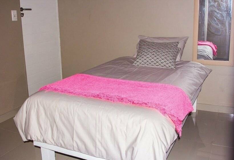 Пансион Fairdeal Guest House