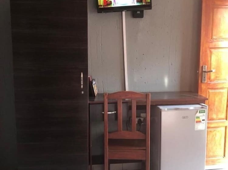 פנסיון Fgm Guesthouse