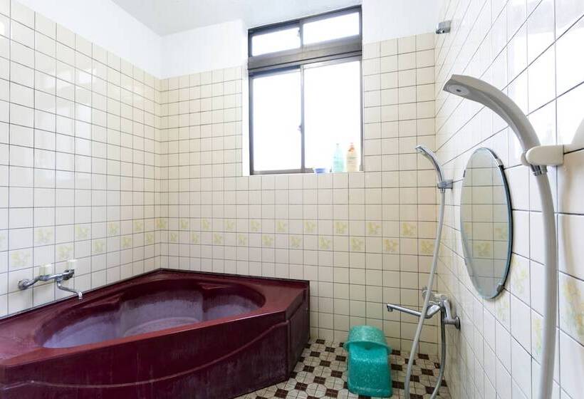 펜션 Komatsu Ryokan