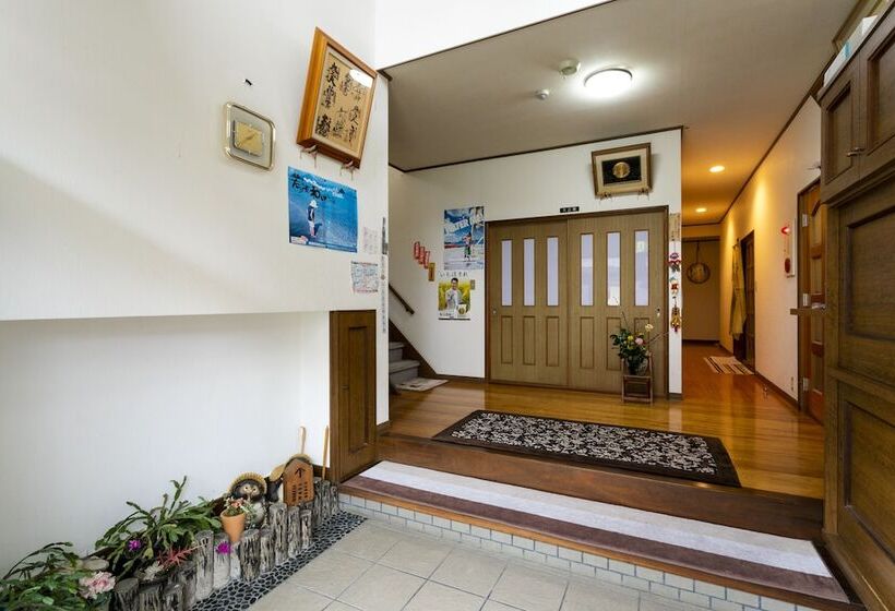 펜션 Komatsu Ryokan