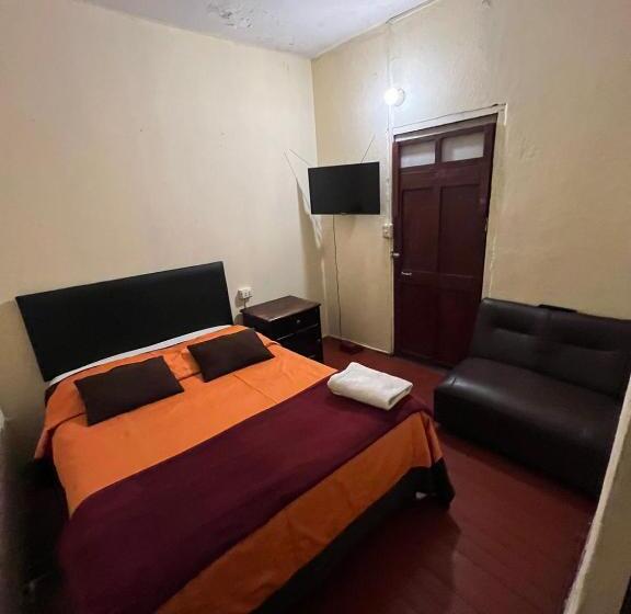 פנסיון Orkkowasi Backpackers