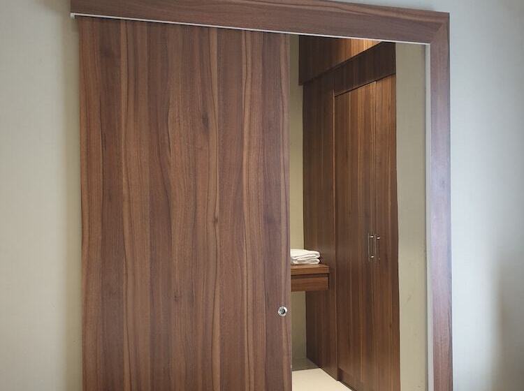 بنسيون Permata Baloi Green Guest House