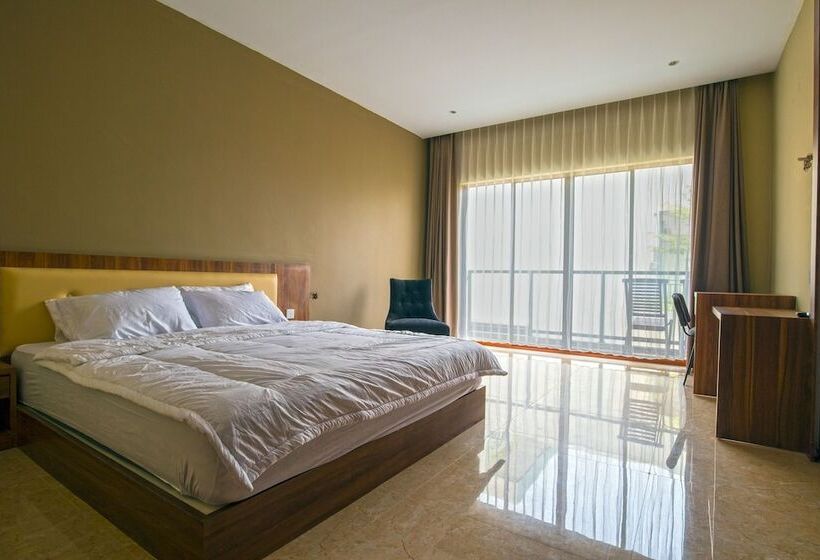 بنسيون Permata Baloi Green Guest House