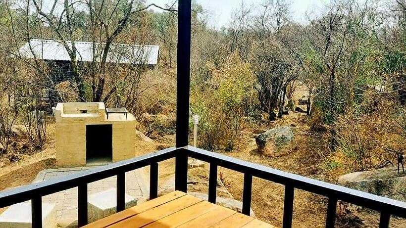 ペンション River Rock Lodge