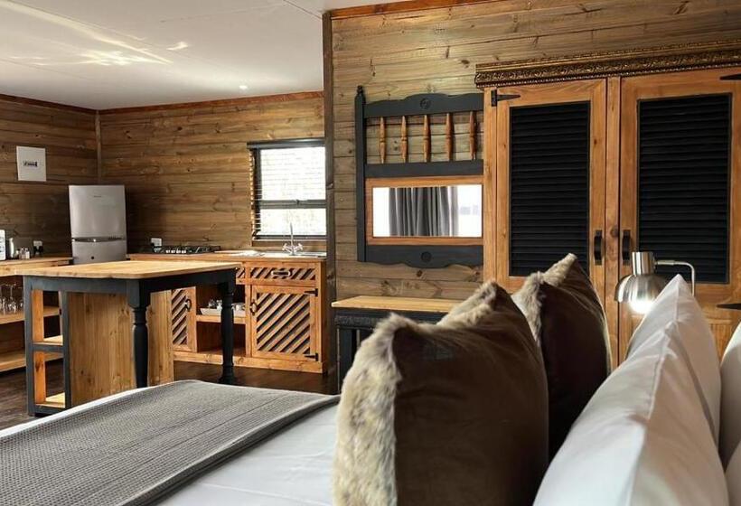 ペンション River Rock Lodge