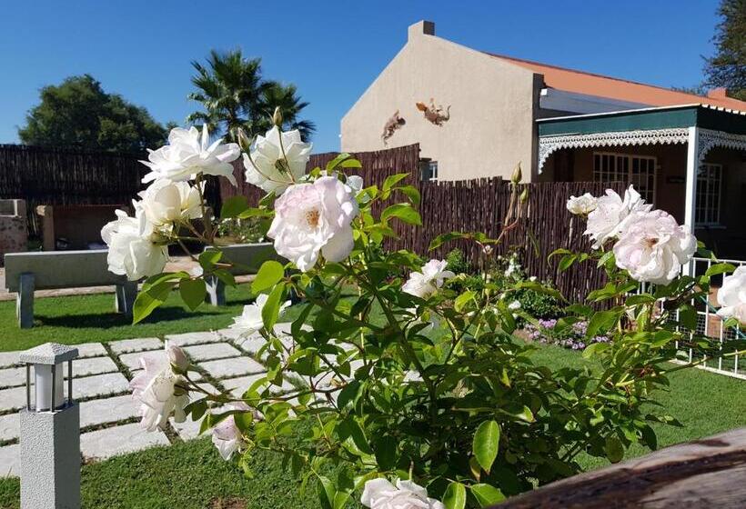 ペンション River Rock Lodge