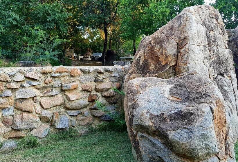 펜션 River Rock Lodge