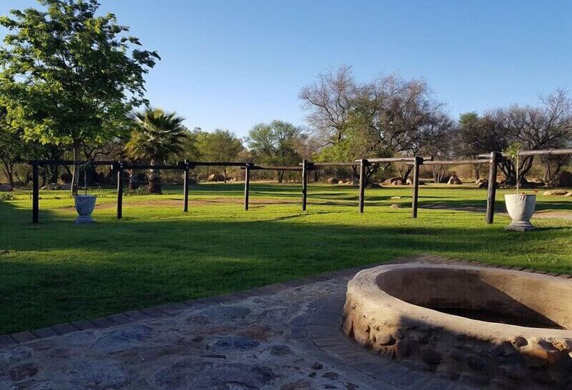 ペンション River Rock Lodge