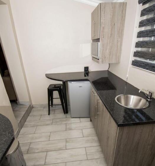 פנסיון Up21 Guest House