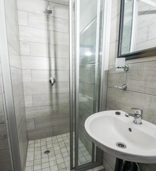 פנסיון Up21 Guest House