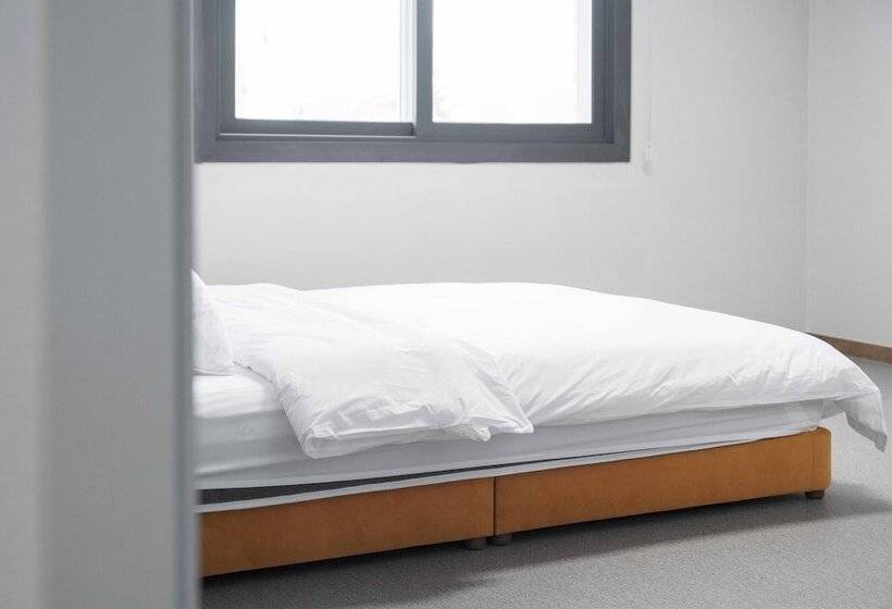 リゾートホテル Geochang Surfing Park