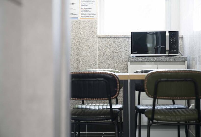 リゾートホテル Geochang Surfing Park