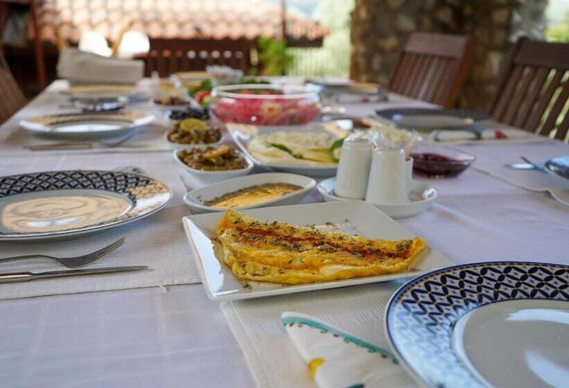 şato Triopia Butik Otel